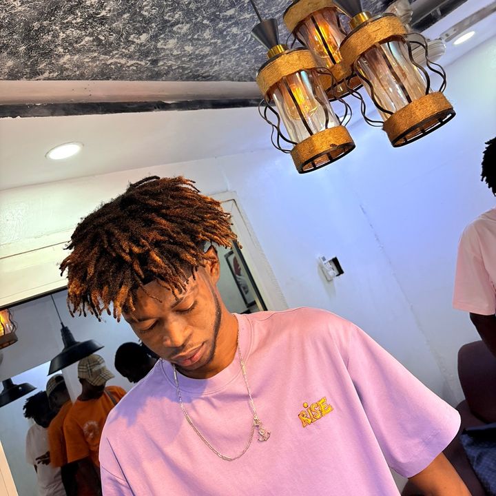 fashionable_official950
