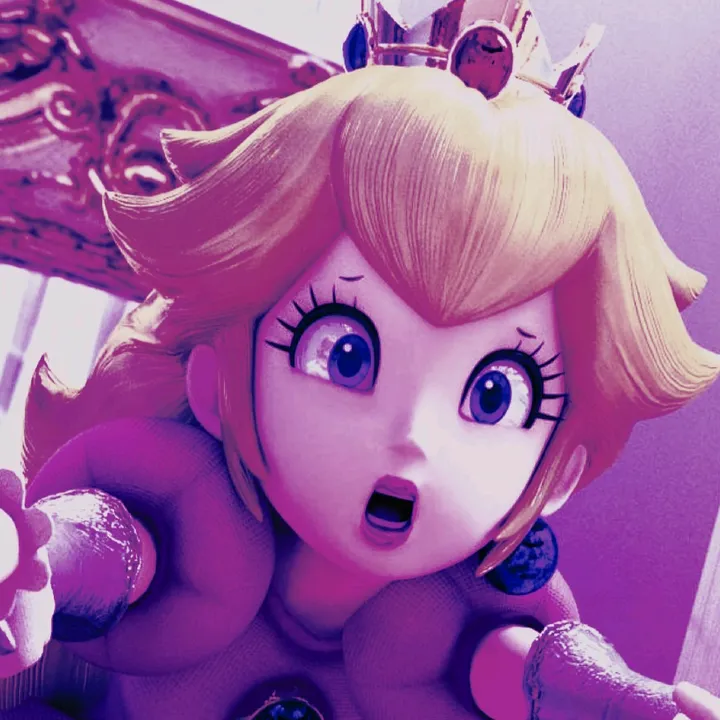 alice_cosplays_rn