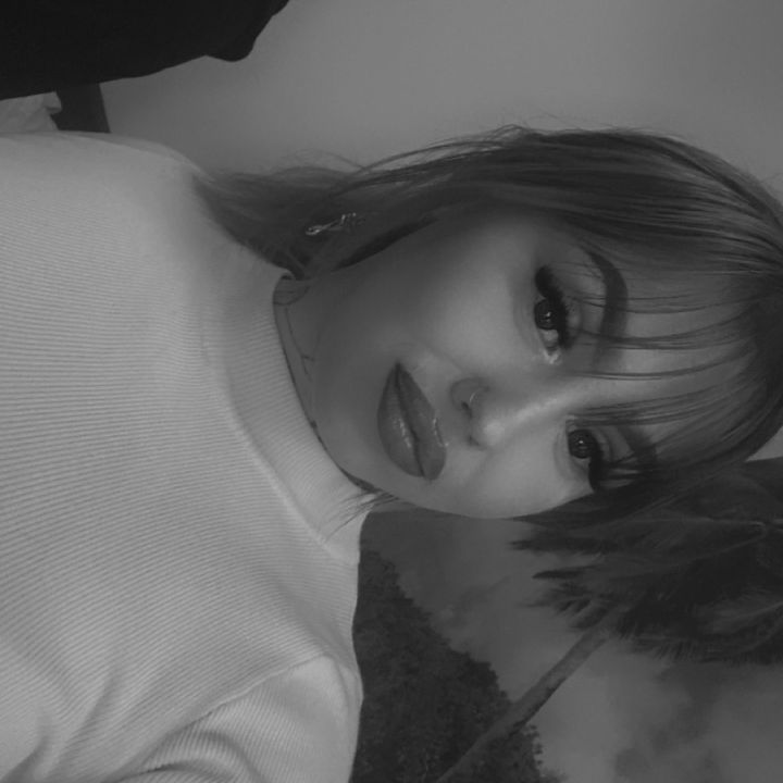 vanessawachowiak18v2