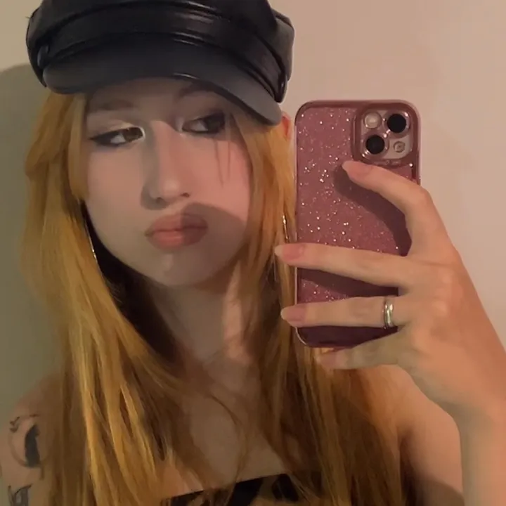 luh_cosplayer