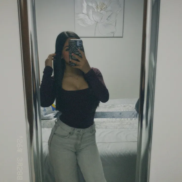 nuriiaa873