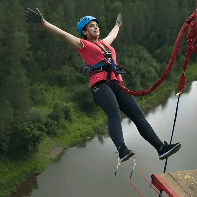 bungeejumpinggirl