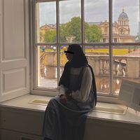 shesaqualifiedteacher