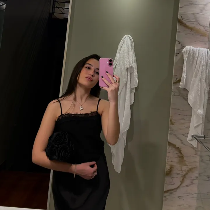 silviamonteleonee
