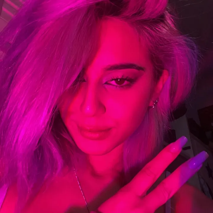 @iamsostella
