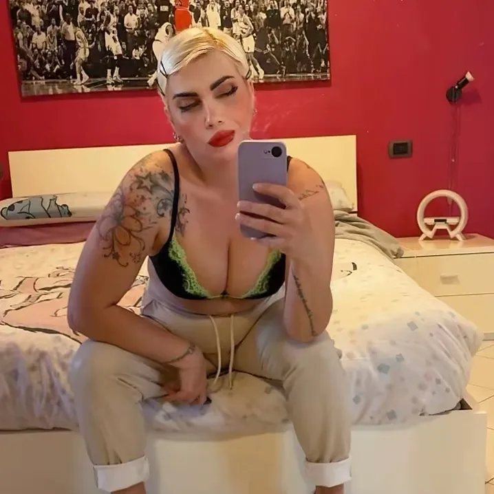 angelaolla