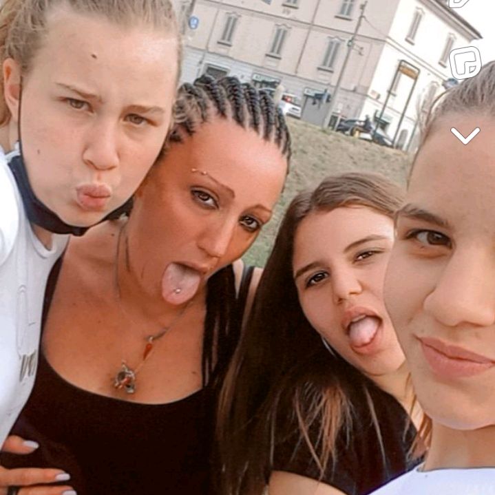 carolineontv__