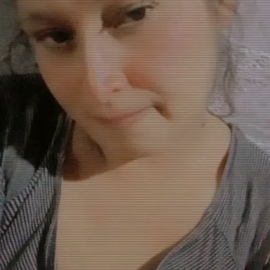 zinthia.veronica