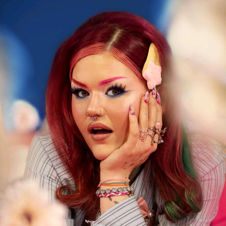 Mae Stephens - Delusional
