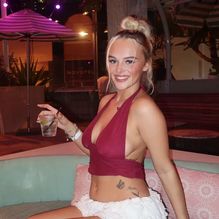 @lucylyle7