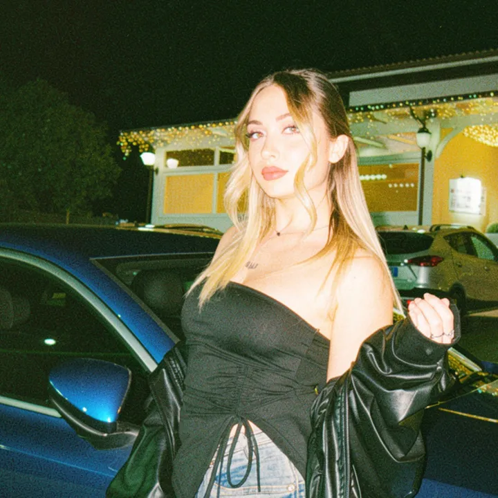 @bluetteeeeee