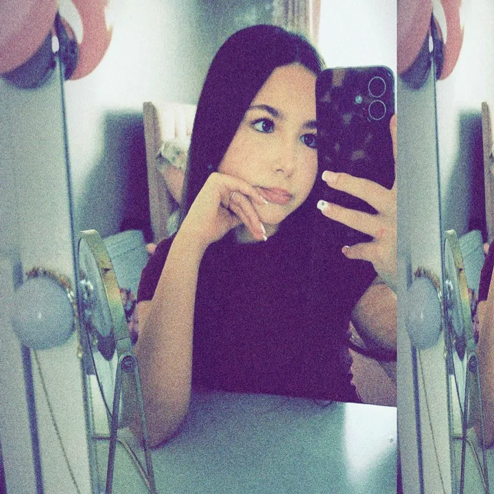 priyaaa483