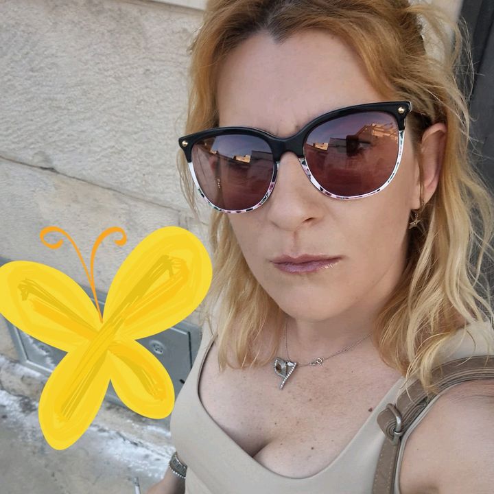 vivianacolucci1984