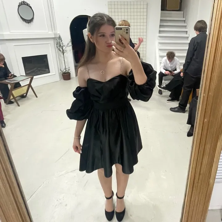 alisha_aaa110