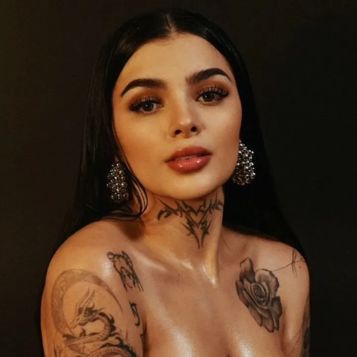 ..karelyruiz