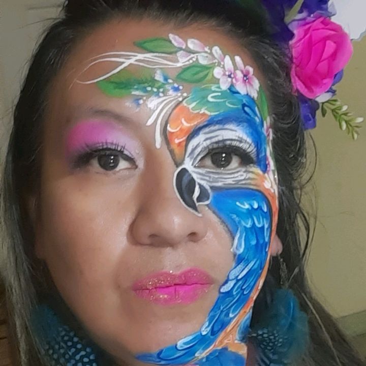 lore_face_belly_painter