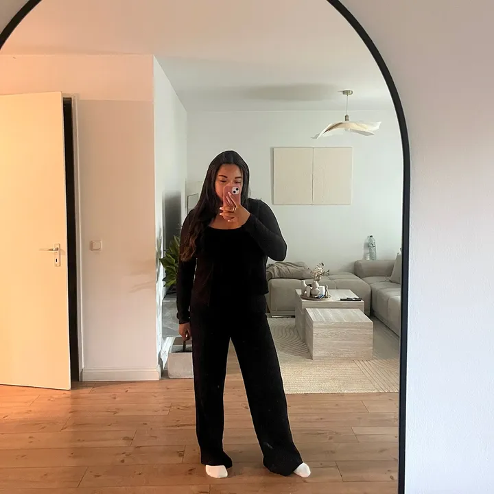 ella.josefinee
