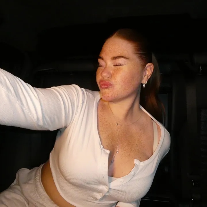 emilygraceharis