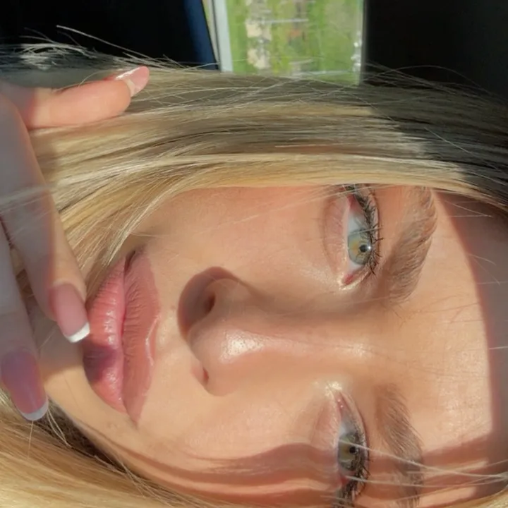 ludesimonee__
