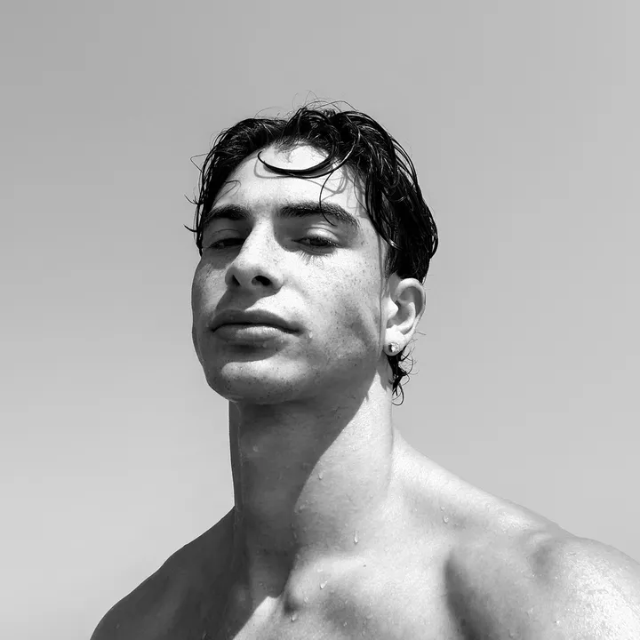 @matteorobert_