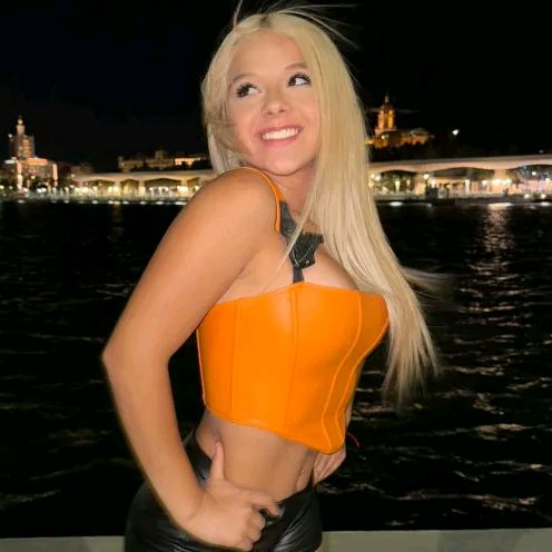glowsxkarina