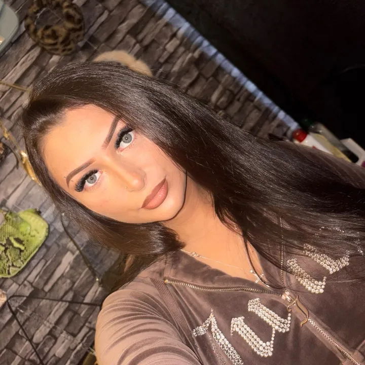 maisieprobertx