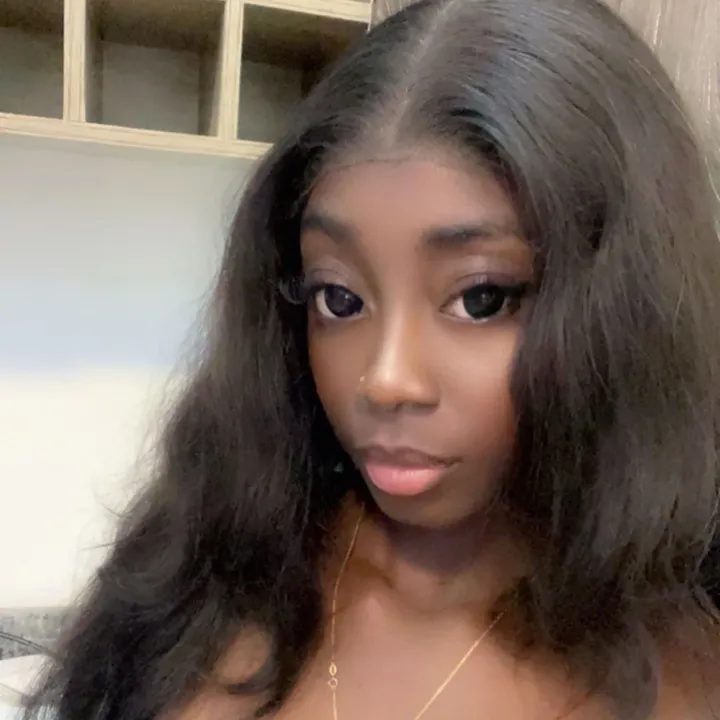 valerie_collins