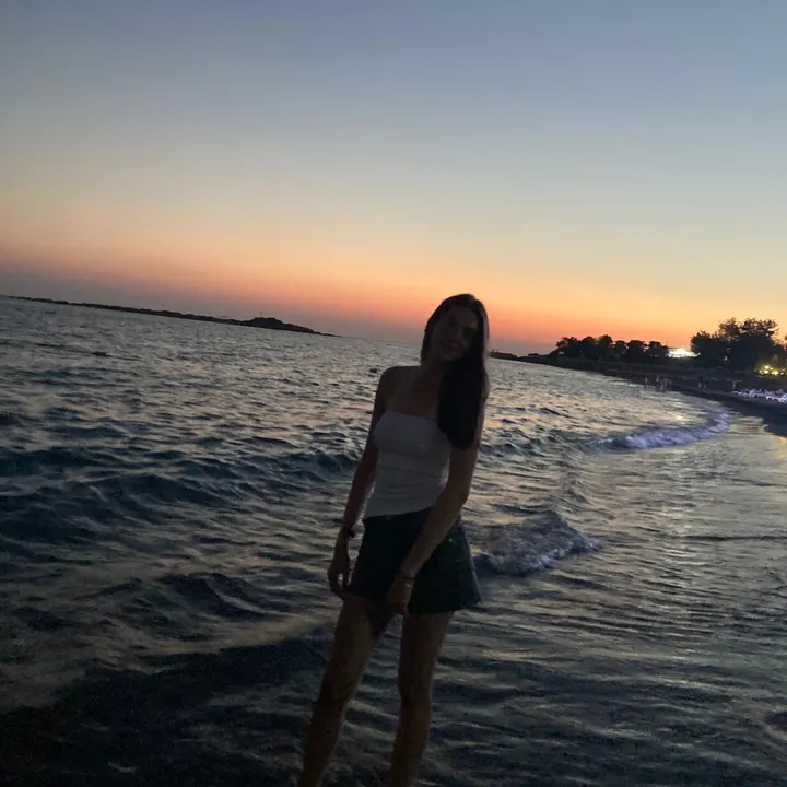 zoe.07122