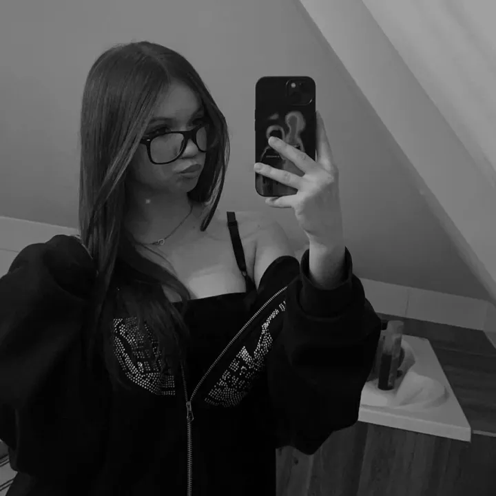 _vikusiaa_a