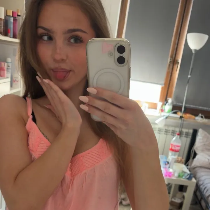 @julciarawr