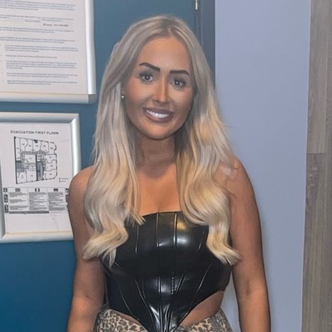 @blondeerin