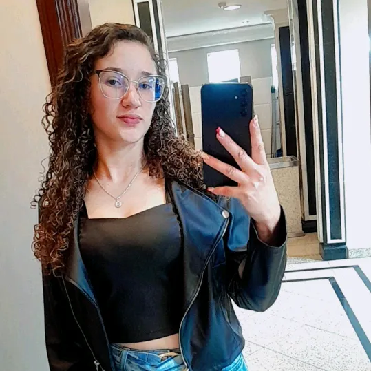 taynamacedo17