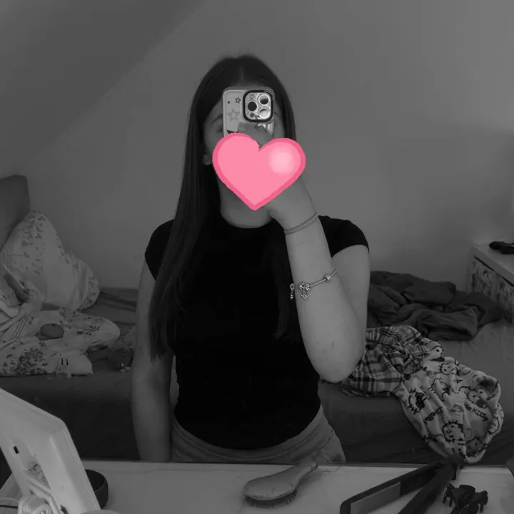 sarah_west01