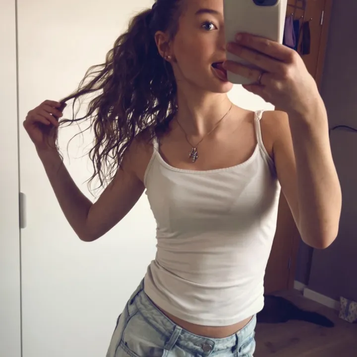 elise.larive