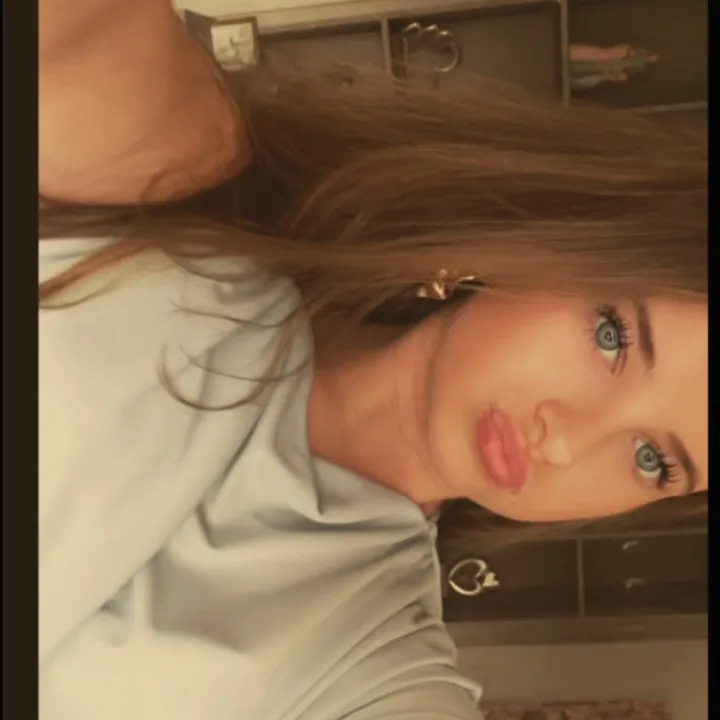 freya_lily.xxx