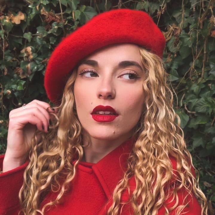 @claudiamat_