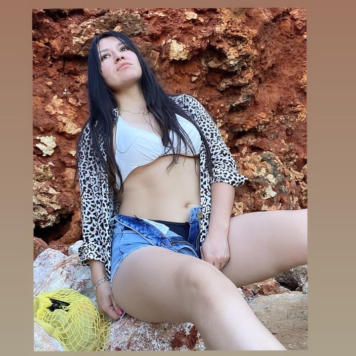 lizmartinezoficial3255