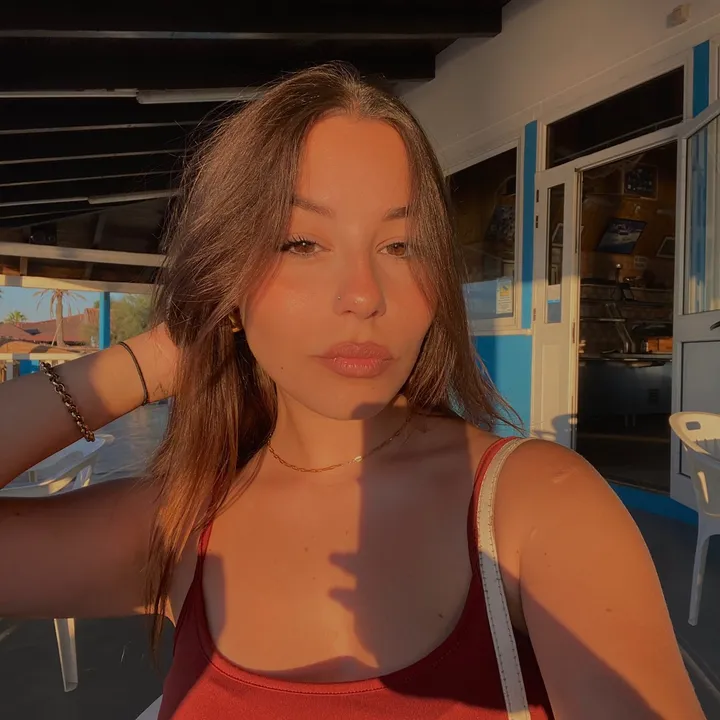 rebeccaarcurii