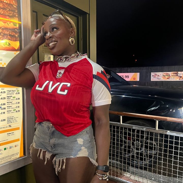 @madebyteeluvs