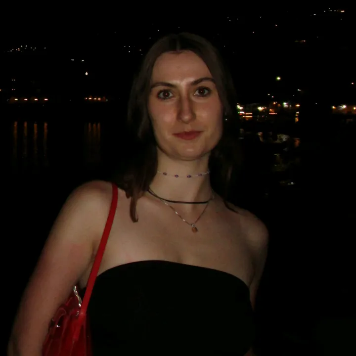 stoops_hannah