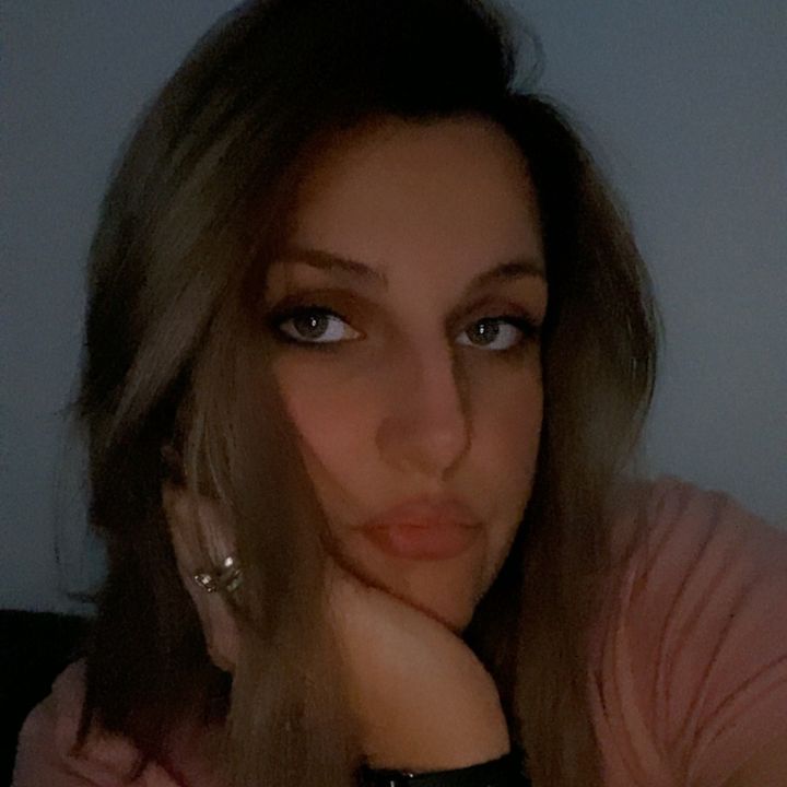 viki.milano