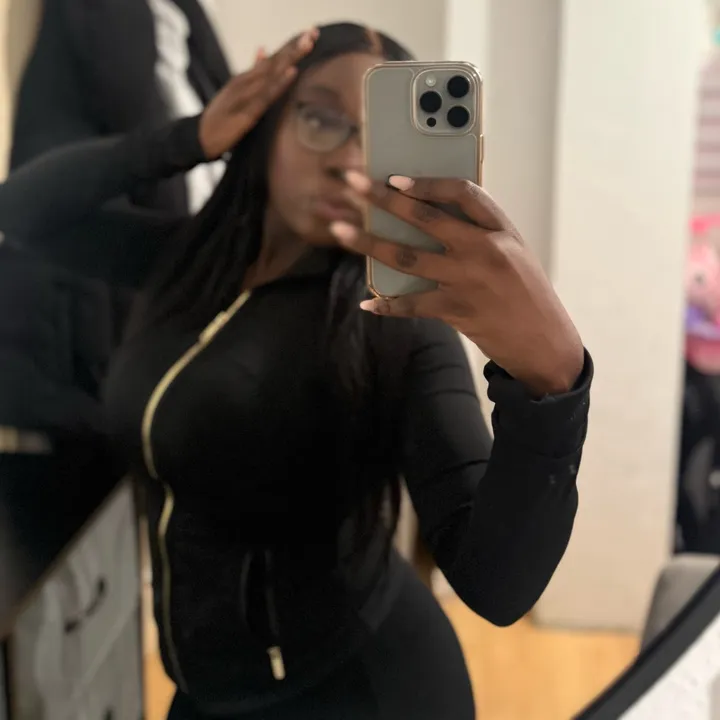 felicityy233