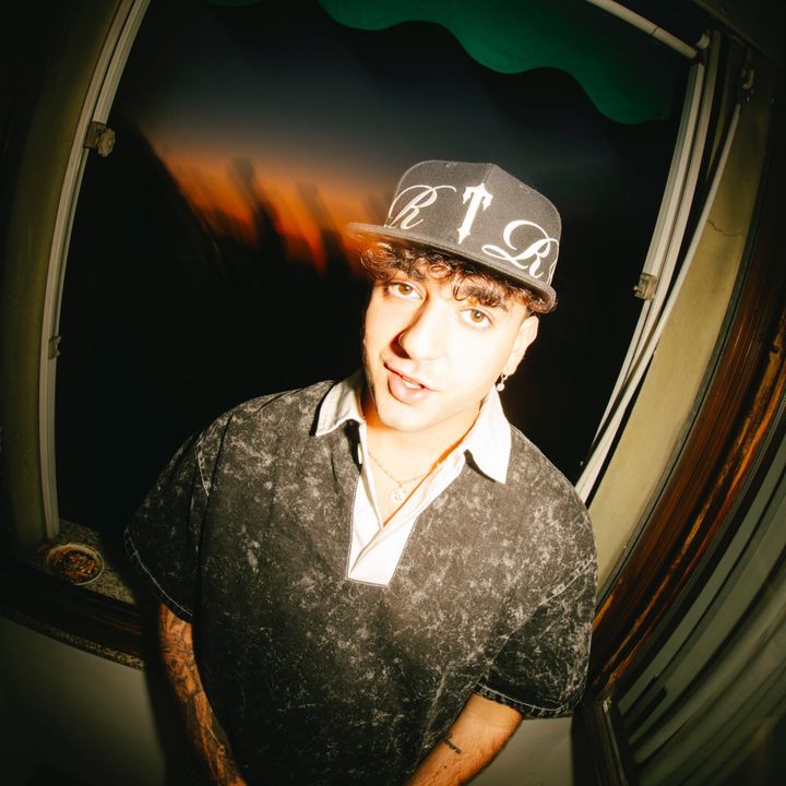 Young Hash - Scama
