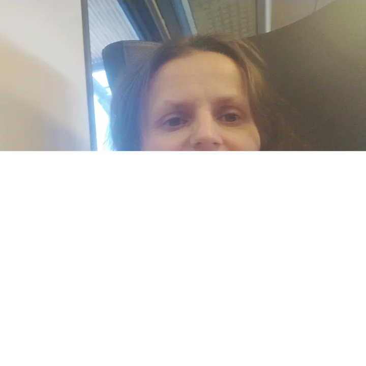 ioanaioana7123