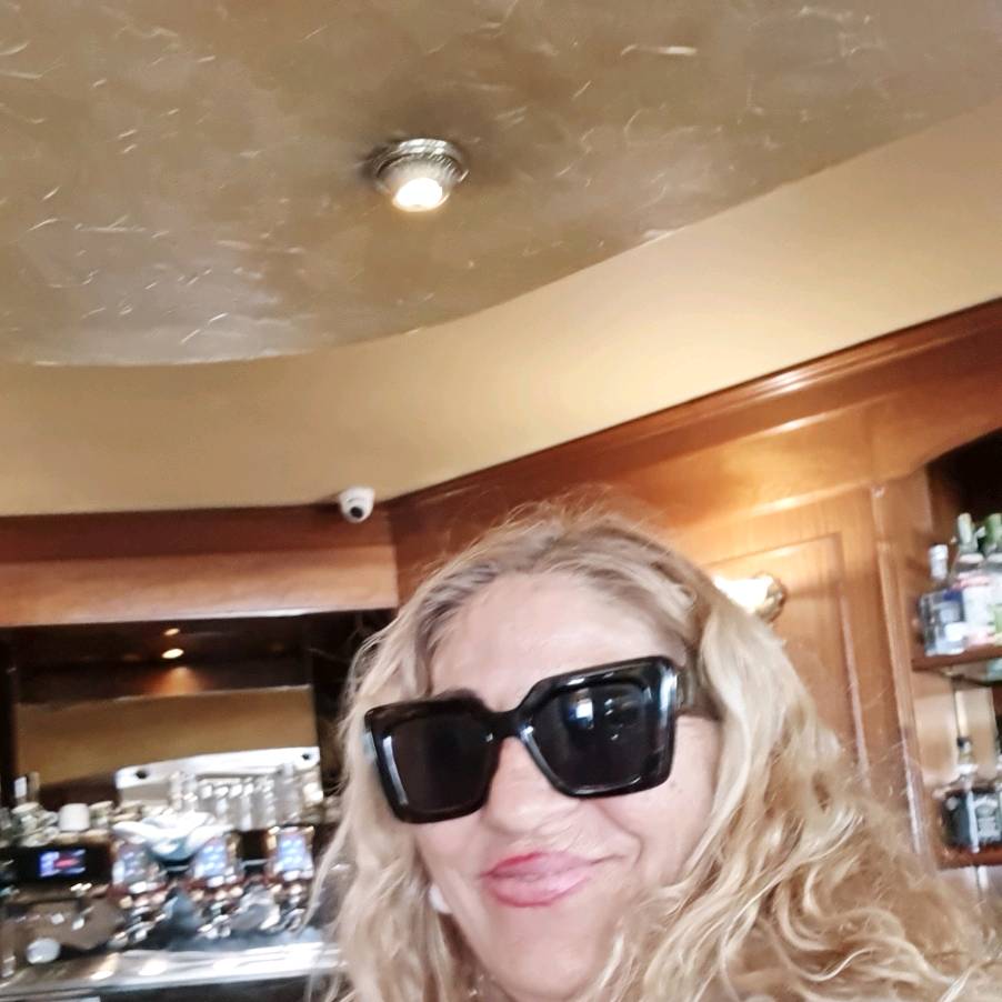 original sound - _ana.amador54_