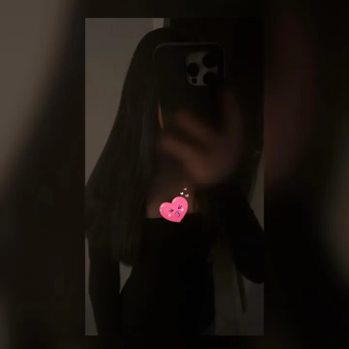 selena_8974