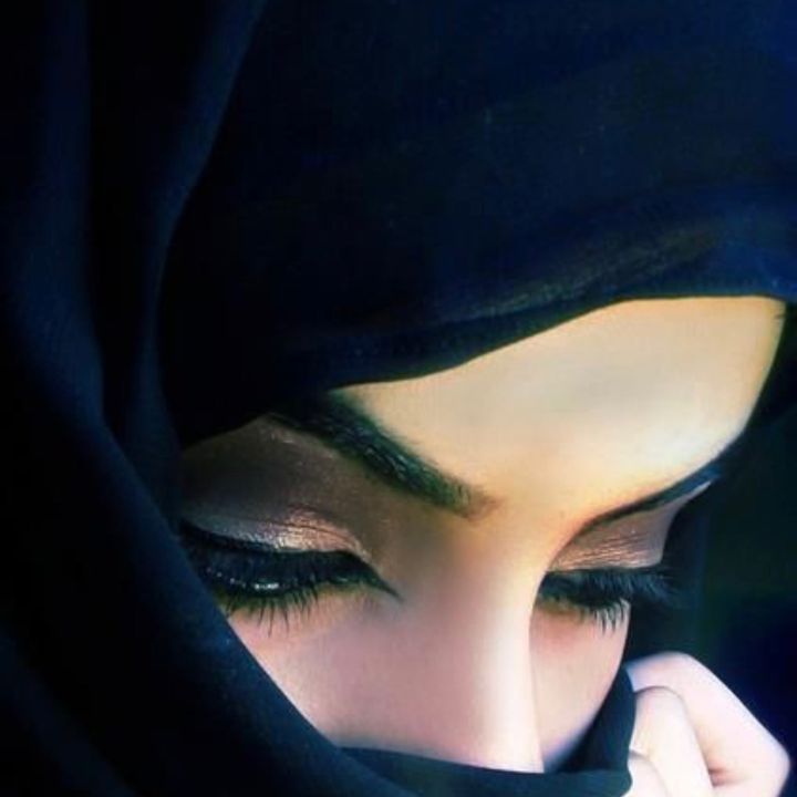 vaneeza7874