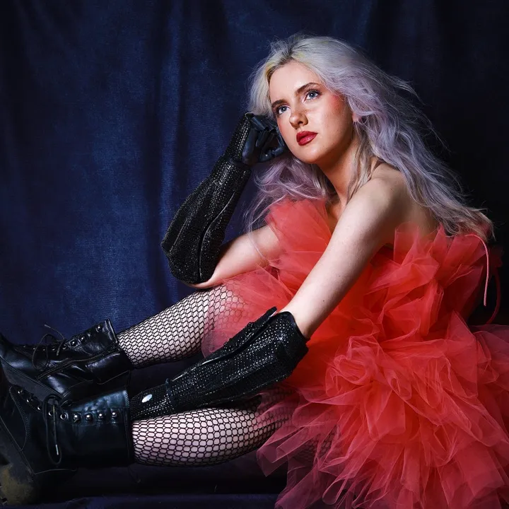@tillylockey