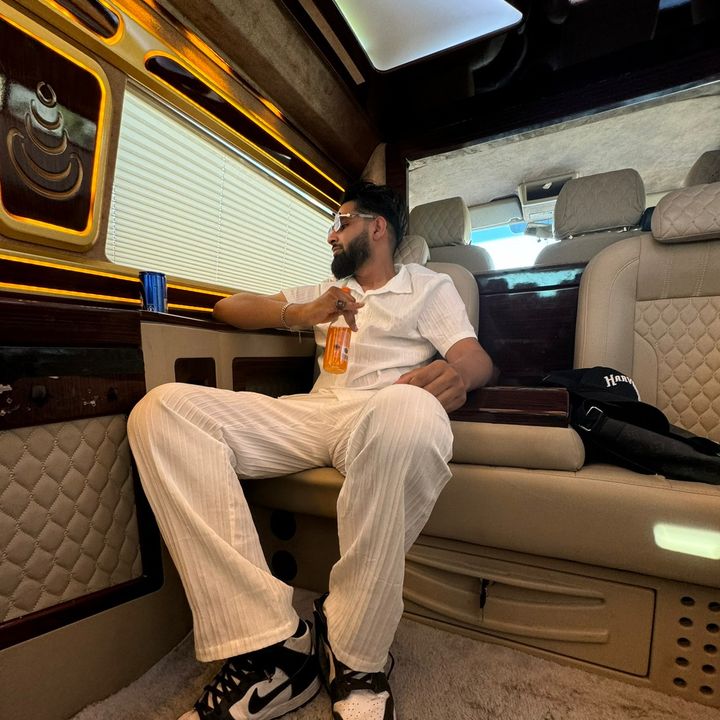 blitzy7877