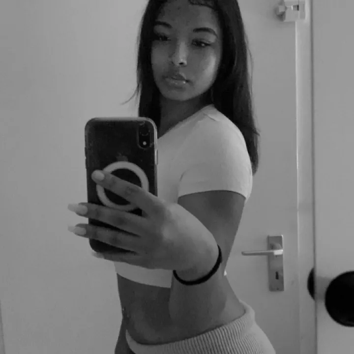emiii_o8